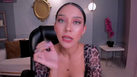 Snapshot of amalia_cruss chatting on 05/14/26, 09:21 Amalia cruss online show from 05/14/26, 09:21