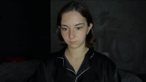 Snapshot of amalia_lambert13 chatting on 06/25/26, 08:02 amalia_lambert13 online show from 06/25/26, 08:02