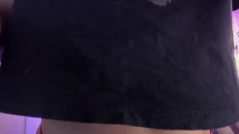 Snapshot of amalia_rosse_ chatting on 03/07/25, 09:07 Amalia Im Back See you soon this January 7 at 10 pm Colombia time online show from 03/07/25, 09:07