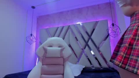 Snapshot of amalia_rosse_ chatting on 03/12/25, 02:41 Amalia Im Back See you soon this January 7 at 10 pm Colombia time online show from 03/12/25, 02:41