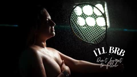 Amalia Im Back See you soon this January 7 at 10 pm Colombia time online show from 11/03/25, 09:48