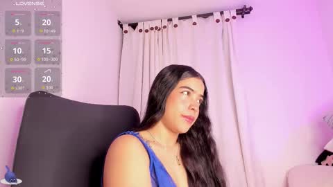 Amalia    real MIA  online show from 10/30/25, 06:26