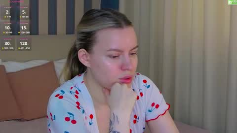 Amalia online show from 03/17/26, 01:14