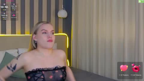 Amalia online show from 04/04/26, 01:08