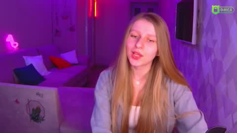 Snapshot of amaliaqueen999 chatting on 02/13/25, 02:52 Amalia online show from 02/13/25, 02:52