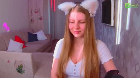 Snapshot of amaliaqueen999 chatting on 03/07/25, 01:51 Amalia online show from 03/07/25, 01:51