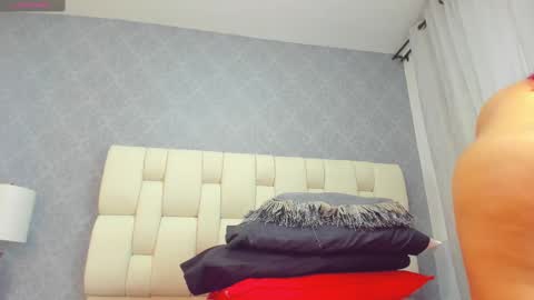 amanda29_ online show from 10/01/25, 07:09