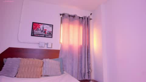 amanda29_ online show from 04/08/26, 07:14