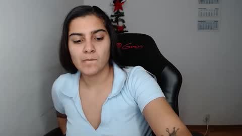 The queen of the biceps  online show from 12/21/25, 11:23