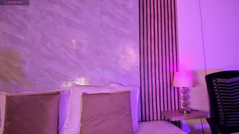 Luisa online show from 02/02/26, 01:48