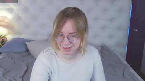 Hi im Amanda online show from 11/28/25, 11:24