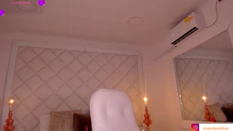 Snapshot of amanda_colin chatting on 10/08/25, 10:18 Amanda online show from 10/08/25, 10:18