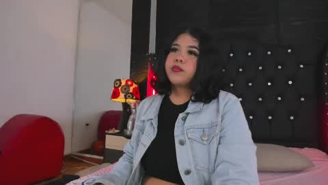 Amanda Moore online show from 04/14/26, 04:40