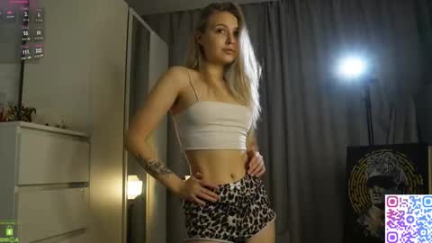     online show from 11/08/25, 06:51