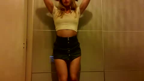 Snapshot of amanda_style chatting on 12/07/24, 07:10 amanda_style online show from 12/07/24, 07:10