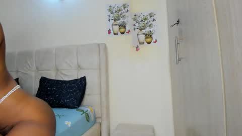 Amanda tint online show from 02/15/26, 06:04