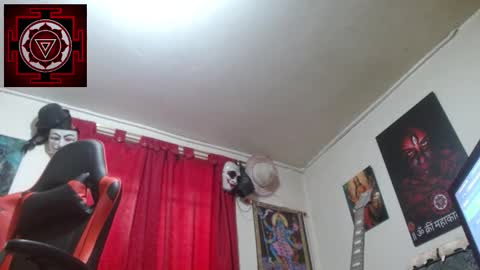 Amanda Valeska online show from 11/17/25, 02:56