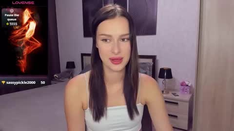 Snapshot of amandaair chatting on 09/13/25, 06:40 AmandaAir online show from 09/13/25, 06:40