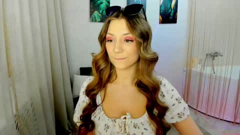 amandagracy_1 online show from 04/14/26, 11:27
