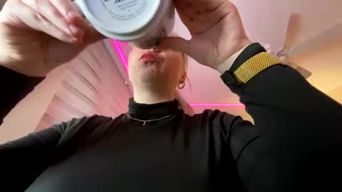 Amanda online show from 02/20/26, 10:49