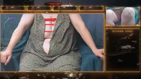 Amanda online show from 10/10/25, 06:18