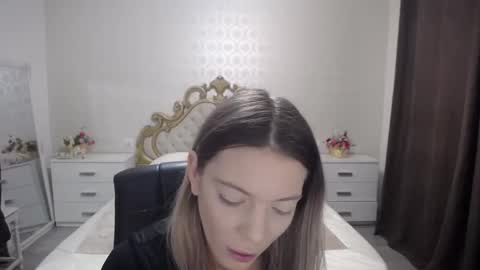 AmandaTop online show from 10/07/25, 06:43