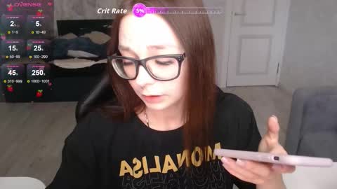 Snapshot of amaneli chatting on 09/17/25, 01:02 Mila online show from 09/17/25, 01:02