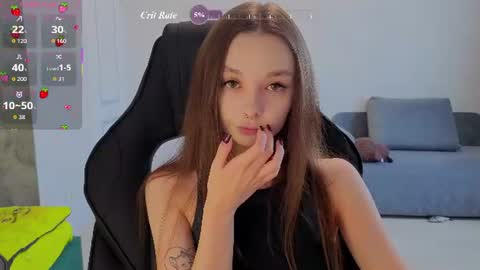 Mila online show from 06/25/26, 01:04