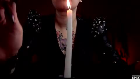 Goddess Amanita online show from 11/11/25, 11:54