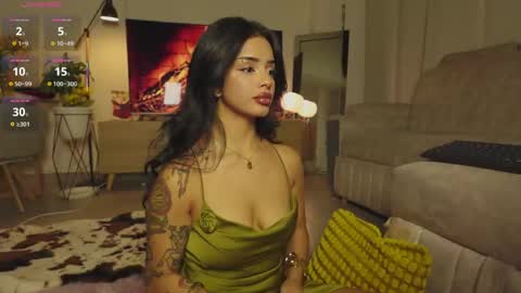 Snapshot of amapola_666 chatting on 05/25/26, 01:33 Ama online show from 05/25/26, 01:33