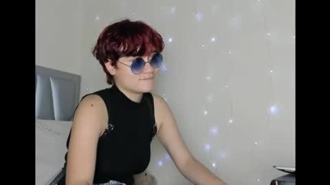 Amapola online show from 10/23/25, 11:57