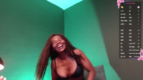 luna online show from 01/29/25, 08:35