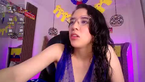 Snapshot of amara_davis1 chatting on 06/11/26, 05:27 amara_davis1 online show from 06/11/26, 05:27