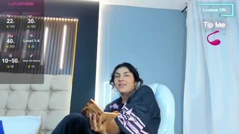      online show from 06/15/26, 02:41