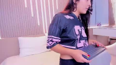      online show from 07/16/26, 03:23