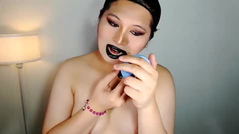 Amara online show from 03/25/26, 06:52