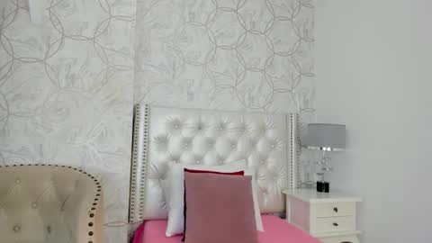 amara_rousse online show from 11/12/25, 11:32