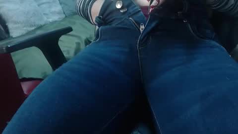 amara_sexy_ online show from 03/05/26, 08:16