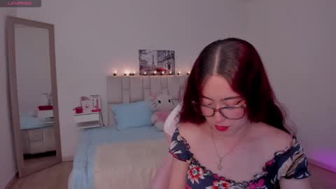 amaraa_couper1 online show from 03/17/26, 03:44