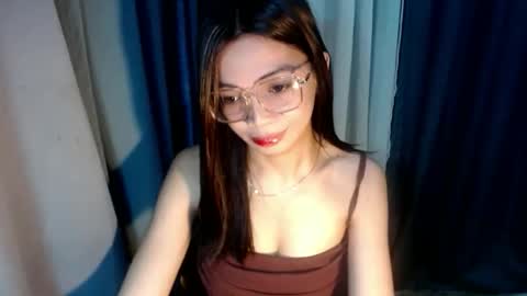 Snapshot of amarabellax chatting on 04/29/26, 09:13 BELLA online show from 04/29/26, 09:13