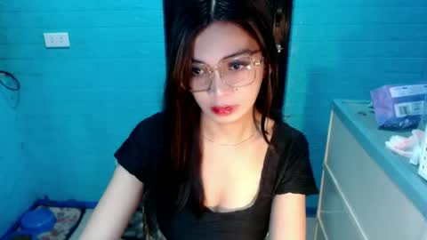 Snapshot of amarabellax chatting on 06/15/26, 08:22 BELLA online show from 06/15/26, 08:22