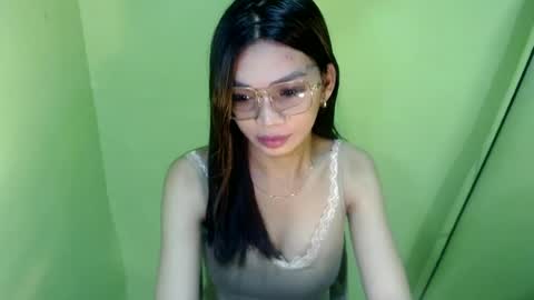 Snapshot of amarabellax chatting on 06/26/26, 04:06 BELLA online show from 06/26/26, 04:06