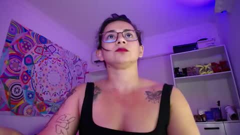 Susan online show from 10/21/25, 11:27