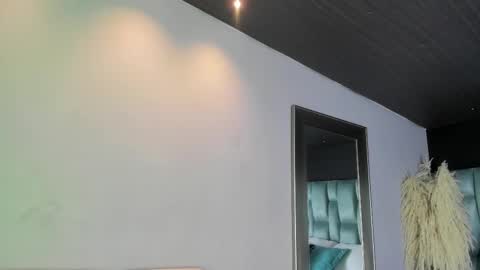 Snapshot of amarettho chatting on 02/11/25, 11:43 Emily online show from 02/11/25, 11:43