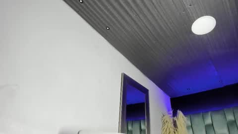 Snapshot of amarettho chatting on 02/15/25, 10:44 Emily online show from 02/15/25, 10:44