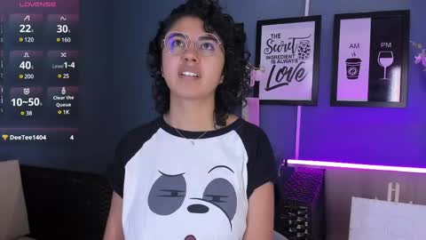 Snapshot of amarettho chatting on 03/04/25, 02:32 Emily online show from 03/04/25, 02:32