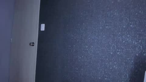 Snapshot of amarettho chatting on 03/05/25, 06:12 Emily online show from 03/05/25, 06:12