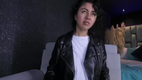 Snapshot of amarettho chatting on 03/06/25, 10:09 Emily online show from 03/06/25, 10:09