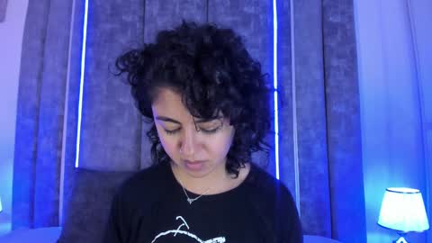 Snapshot of amarettho chatting on 03/07/25, 06:11 Emily online show from 03/07/25, 06:11