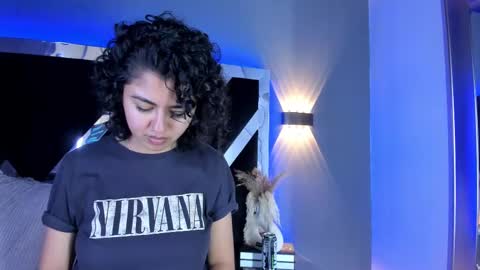 Snapshot of amarettho chatting on 03/12/25, 05:17 Emily online show from 03/12/25, 05:17